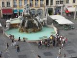 [Cliquez pour agrandir : 112 Kio] Lyon - La fontaine Bartholdi vue du musée des Beaux-Arts.
