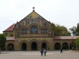 [Cliquez pour agrandir : 75 Kio] Palo Alto - Memorial church: the front.