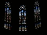 [Cliquez pour agrandir : 63 Kio] Rennes - La basilique Saint-Aubin : vitraux.