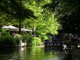 [Cliquez pour agrandir : 155 Kio] San Antonio - The River walk.