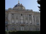 [Cliquez pour agrandir : 77 Kio] Madrid - Le Palais Royal : la façade côté jardins : détail.