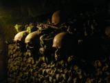 [Cliquez pour agrandir : 72 Kio] Paris - Les catacombes : ossements.