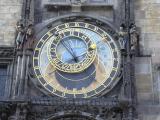 [Cliquez pour agrandir : 99 Kio] Prague - La place Saint-Maesto : l'horloge astronomique : partie haute.