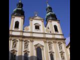 [Cliquez pour agrandir : 69 Kio] Autriche : Vienne - L'église de Jésus : la façade.
