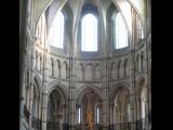 [Cliquez pour agrandir : 100 Kio] Noyon - La cathédrale : l'abside.