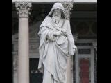 [Cliquez pour agrandir : 78 Kio] Rome - La basilique Saint-Paul-Hors-les-Murs : le cloître : statue de Saint Paul.