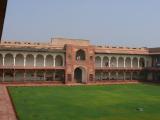 [Cliquez pour agrandir : 83 Kio] Agra - Le fort : le Diwan-i-Khas (palais d'audience).