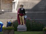 [Cliquez pour agrandir : 98 Kio] Paris - L'Hôtel-Dieu : un peu d'humour : l'effigie de « Polnagreff ».
