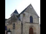 [Cliquez pour agrandir : 76 Kio] L'Île-Bouchard - L'église Saint-Gilles : vue générale.