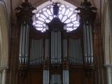 [Cliquez pour agrandir : 138 Kio] Poitiers - La cathédrale Saint-Pierre : l'orgue.