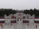 [Cliquez pour agrandir : 74 Kio] Pékin - Le temple du ciel vu depuis la butte circulaire.