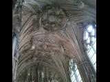 [Cliquez pour agrandir : 108 Kio] Noyon - La cathédrale : chapelle latérale : le plafond.