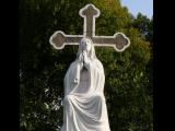 [Cliquez pour agrandir : 120 Kio] Suzhou - La cathédrale : statue de la Vierge.