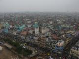 [Cliquez pour agrandir : 133 Kio] Delhi - La ville vue du minaret de la grande mosquée.