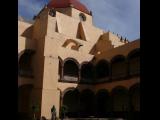 [Cliquez pour agrandir : 79 Kio] Mexico - L'église Saint-Bernardin-de-Sienne : la coupole et le cloître.