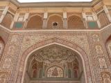 [Cliquez pour agrandir : 189 Kio] Jaipur - Le fort d'Amber : le hall des audiences privées (Diwan-i-Khas).