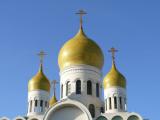 [Cliquez pour agrandir : 49 Kio] San Francisco - The orthodox cathedral of the Holy Virgin: the cupolas.