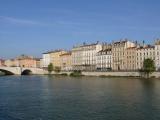[Cliquez pour agrandir : 81 Kio] Lyon - Les rives de la Saône.