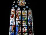 [Cliquez pour agrandir : 117 Kio] Orléans - La cathédrale : vitrail : le procès de Jeanne d'Arc.
