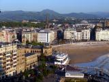 [Cliquez pour agrandir : 136 Kio] Saint-Sébastien - La ville : vue générale.