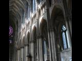 [Cliquez pour agrandir : 117 Kio] Reims - La cathédrale Notre-Dame : la nef.