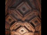 [Cliquez pour agrandir : 109 Kio] Chenonceau - Le château : le plafond ouvragé de la librairie.