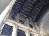 [Cliquez pour agrandir : 96 Kio] Rome - Le Panthéon : le porche.