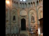 [Cliquez pour agrandir : 92 Kio] Noyon - La cathédrale : le transept.