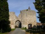 [Cliquez pour agrandir : 112 Kio] Yèvre-le-Châtel - Le château.