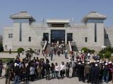 [Cliquez pour agrandir : 98 Kio] Xi'an - Le mausolée de l'empereur Qin Shihuang : le musée.