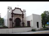 [Cliquez pour agrandir : 93 Kio] Monterrey - La chapelle des Doux Noms.
