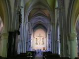 [Cliquez pour agrandir : 82 Kio] Nanteuil-le-Haudouin - L'église Saint-Pierre : la nef.
