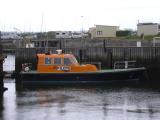 [Cliquez pour agrandir : 84 Kio] Ouistreham - Le bateau-pilote du port.