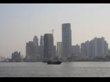 [Cliquez pour agrandir : 45 Kio] Shanghai - Bateau sur le fleuve Huangpu.