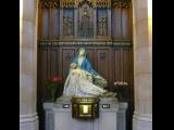 [Cliquez pour agrandir : 95 Kio] San Francisco - Saint Dominic's church: pieta.