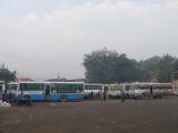 [Cliquez pour agrandir : 79 Kio] Agra - La gare routière.