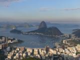[Cliquez pour agrandir : 75 Kio] Rio de Janeiro - La ville vue du Corcovado.