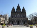 [Cliquez pour agrandir : 84 Kio] Pékin - L'église Saint-Joseph de Wangfujing : la façade.