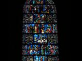 [Cliquez pour agrandir : 115 Kio] Reims - La basilique Saint-Remi : vitrail.