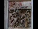 [Cliquez pour agrandir : 85 Kio] Saint-Omer - La cathédrale Notre-Dame : bas-relief de la Nativité.