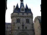 [Cliquez pour agrandir : 70 Kio] Bordeaux - La porte Cailhau : vue générale.