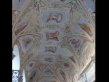 [Cliquez pour agrandir : 115 Kio] Rome - La basilique Saint-Jean-de-Latran : voûte peinte de la façade Nord.