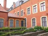 [Cliquez pour agrandir : 126 Kio] Lille - L'hospice comtesse : le jardin médical.