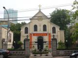 [Cliquez pour agrandir : 110 Kio] Nankin - La cathédrale : la façade.