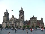 [Cliquez pour agrandir : 101 Kio] Mexico - La cathédrale Notre-Dame-de-l'Assomption : vue générale.