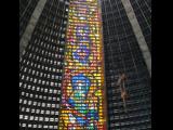 [Cliquez pour agrandir : 136 Kio] Rio de Janeiro - La cathédrale Saint-Sébastien : vitrail.