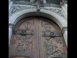 [Cliquez pour agrandir : 161 Kio] Mexico - L'église Sainte-Inès : la porte en bois représentant Saint Jacques.