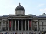 [Cliquez pour agrandir : 68 Kio] London - Trafalgar Square : the National Museum.