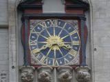 [Cliquez pour agrandir : 85 Kio] Lyon - La cathédrale Saint-Jean : l'horloge extérieure.