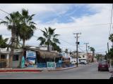 [Cliquez pour agrandir : 130 Kio] Cabo San Lucas - Restaurant à toit en paillote.